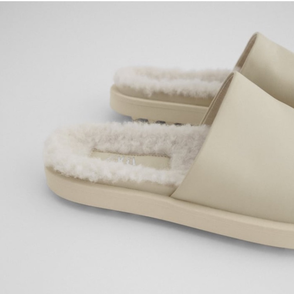 𝗡𝗪𝗧 𝗭𝗮𝗿𝗮 • Leather Flat Sandals Off-White Minimalist Comfort Slides - Picture 11 of 17